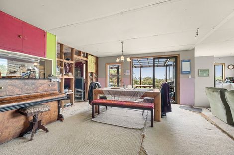 Photo of property in 1389 Carrington Road, Hurworth, New Plymouth, 4371