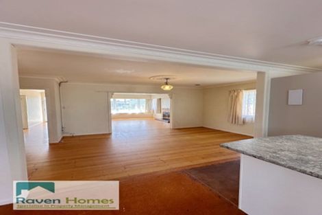 Photo of property in 14 Duncan Avenue, Te Atatu South, Auckland, 0610