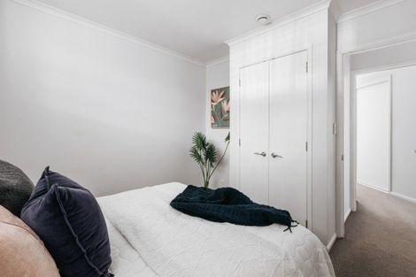 Photo of property in Paramount Apartments, 11/281 Maunganui Road, Mount Maunganui, 3116