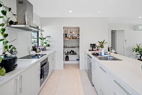 Photo of property in 22 Packard Crescent, Halswell, Christchurch, 8025