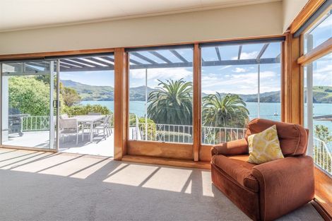Photo of property in 213 Beach Road, Akaroa, 7520