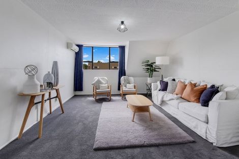 Photo of property in 4/43 Brockworth Place, Riccarton, Christchurch, 8011