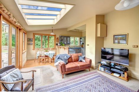 Photo of property in 1 Alison Crescent, Belleknowes, Dunedin, 9011