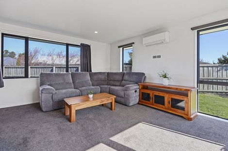 Photo of property in 43 Masefield Drive, Rolleston, 7614