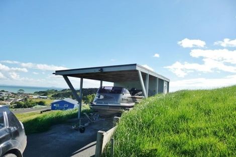 Photo of property in 10 Freyja Crescent, Coopers Beach, 0420