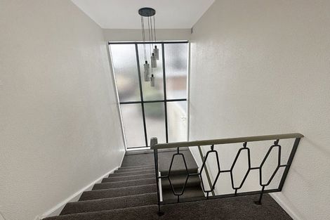 Photo of property in 2/270 Glenvar Road, Torbay, Auckland, 0630