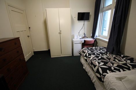 Photo of property in Carillion/the Knoll, 33 Thompson Street, Mount Cook, Wellington, 6011