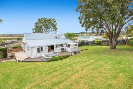 Photo of property in 3 Gow Street, Helensville, 0800