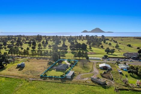 Photo of property in 21 Aerodrome Road, Thornton, Whakatane, 3191