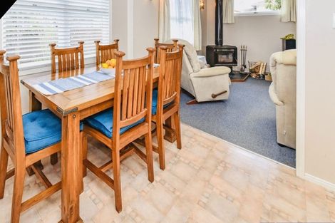 Photo of property in 32 Grande Vue Road, Hillpark, Auckland, 2102