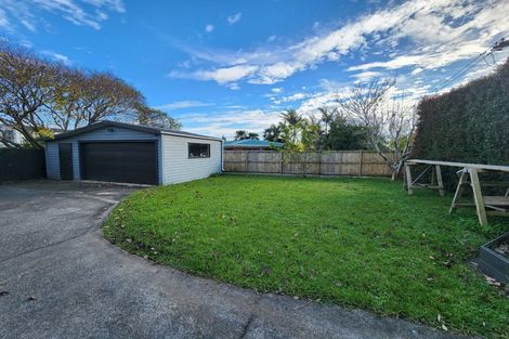 Photo of property in 48 Scott Avenue, Mangere Bridge, Auckland, 2022