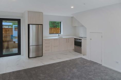 Photo of property in 2/123 Cambridge Terrace, Fairfield, Lower Hutt, 5011