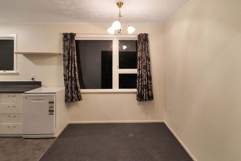 Photo of property in 58 Aniseed Grove, Timberlea, Upper Hutt, 5018