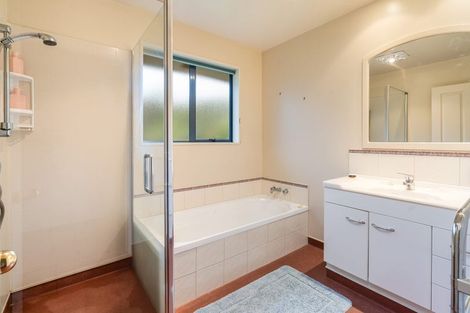 Photo of property in 1121 Waihola Highway, Waihola, Outram, 9073