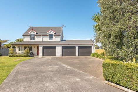 Photo of property in 11 Akepiro Place, Tawhero, Whanganui, 4501