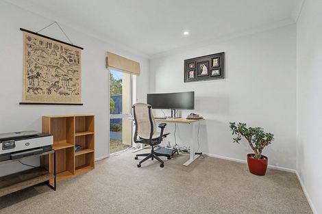 Photo of property in 12 Oakdene Place, Halswell, Christchurch, 8025