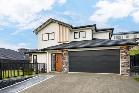 Photo of property in 11 Te Hoiere Street, Aotea, Porirua, 5024