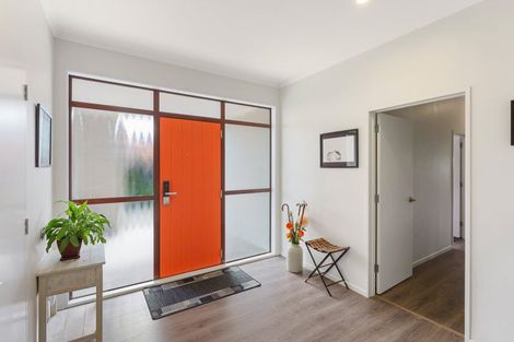 Photo of property in 11 Island View Terrace, Waikanae Beach, Waikanae, 5036