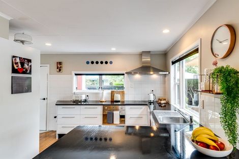 Photo of property in 12 Otatara Road, Taradale, Napier, 4112