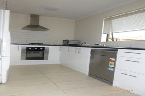 Photo of property in 6 Duin Lane, Wiri, Auckland, 2104