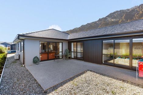 Photo of property in 7 Corriedale Road, Jacks Point, 9371