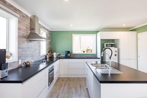 Photo of property in 184 Kelvin Grove Road, Kelvin Grove, Palmerston North, 4414