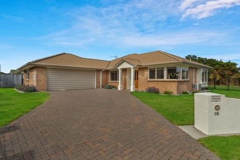 Photo of property in 18 Mews Place, Forest Lake, Hamilton, 3200