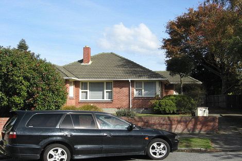 Photo of property in 15 Mclellan Place, Ilam, Christchurch, 8041