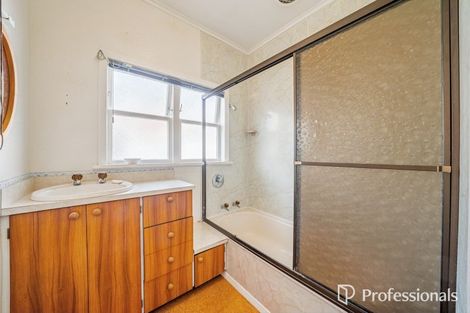 Photo of property in 31 Konini Street, Eastbourne, Lower Hutt, 5013