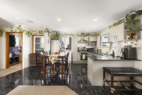 Photo of property in 1a Esperanto Road, Papatoetoe, Auckland, 2025