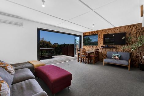 Photo of property in 87 Wrantage Street, Westown, New Plymouth, 4310