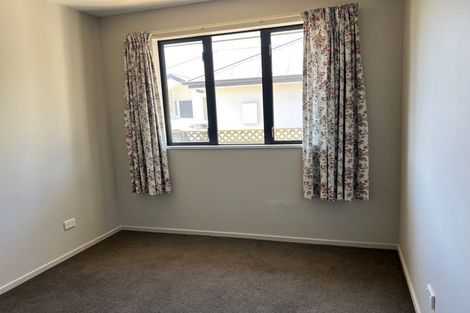 Photo of property in 2/126 Halswell Junction Road, Halswell, Christchurch, 8025