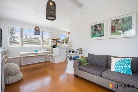 Photo of property in 17 Leo Street, Waihi Beach, 3611