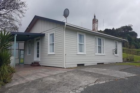 Photo of property in 1883 Whangarei Heads Road, Whangarei Heads, 0174