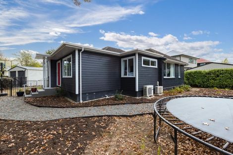 Photo of property in 184 Aorangi Road, Bryndwr, Christchurch, 8053