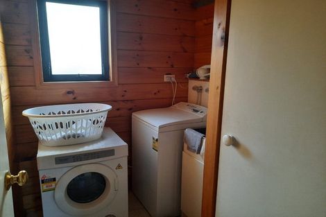 Photo of property in 2/70 Juniper Road, Sunnynook, Auckland, 0632