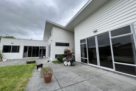 Photo of property in 18 Shalimar Place, Huntington, Hamilton, 3210