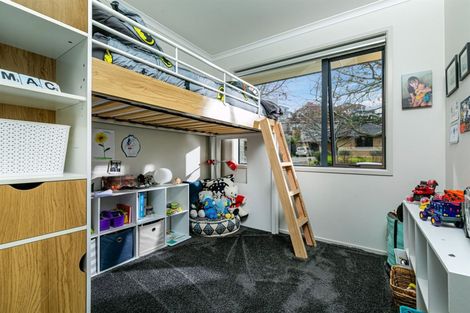 Photo of property in 47 San Marino Drive West, Henderson, Auckland, 0612