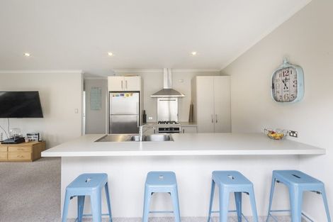 Photo of property in 6a Chelwood Street, Takaro, Palmerston North, 4412