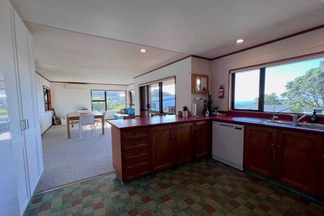 Photo of property in 8 Pukerua Beach Road, Pukerua Bay, 5026
