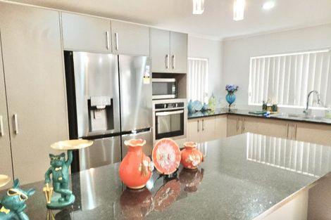 Photo of property in 45 Terrasini Drive, Flat Bush, Auckland, 2019