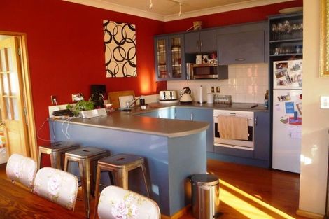 Photo of property in Chatsworth Flats, 7/23 Pirie Street, Mount Victoria, Wellington, 6011