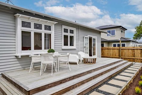 Photo of property in 30 Hardy Street, Waterloo, Lower Hutt, 5011