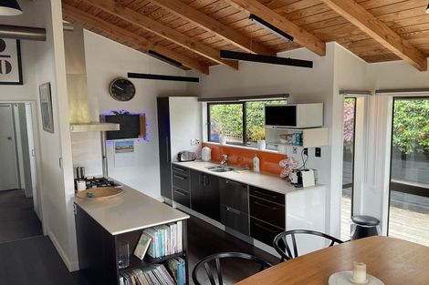 Photo of property in 2/60 Hastings Road, Mairangi Bay, Auckland, 0630