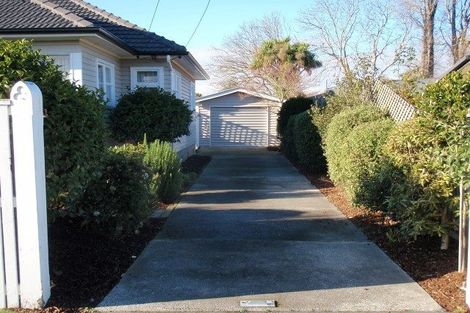 Photo of property in 28 Otara Street, Ilam, Christchurch, 8053