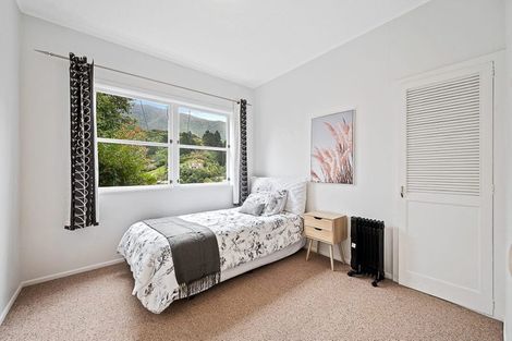 Photo of property in 58 Durham Street, Picton, 7220