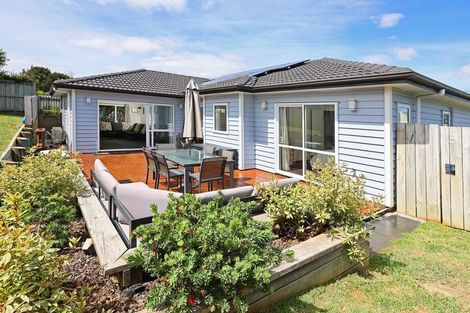 Photo of property in 7 Nirmal Place, Sunnyvale, Auckland, 0612