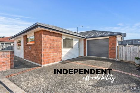 Photo of property in 47 Woodland Mews, Wainuiomata, Lower Hutt, 5014