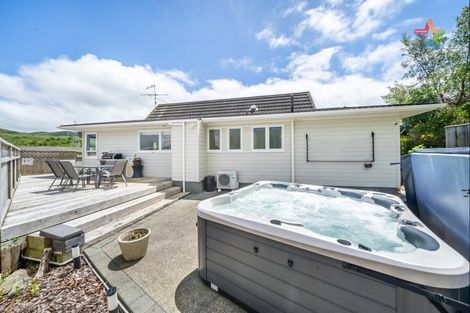 Photo of property in 52 Waipounamu Drive, Kelson, Lower Hutt, 5010