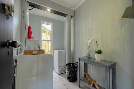 Photo of property in 406 Thames Coast Sh25 Road, Te Puru, Thames, 3575